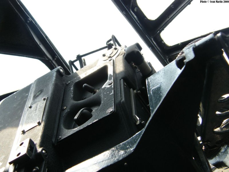 b17n3703g13.jpg