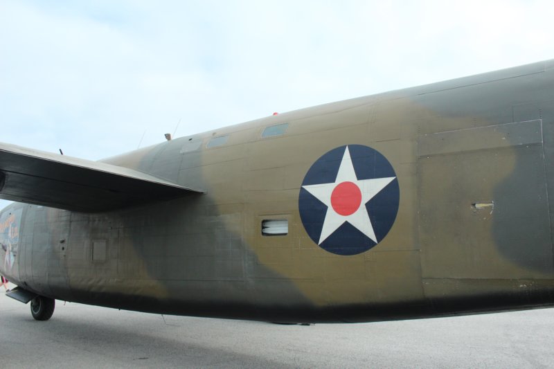 b24an2492717.jpg