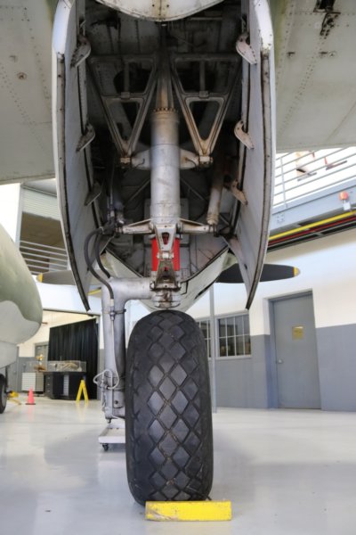 b26n4297j2.jpg