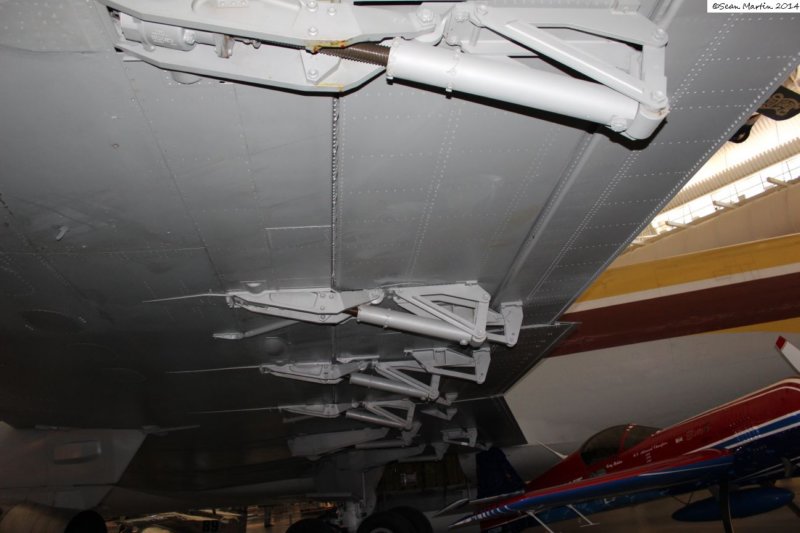 being707n707004.jpg