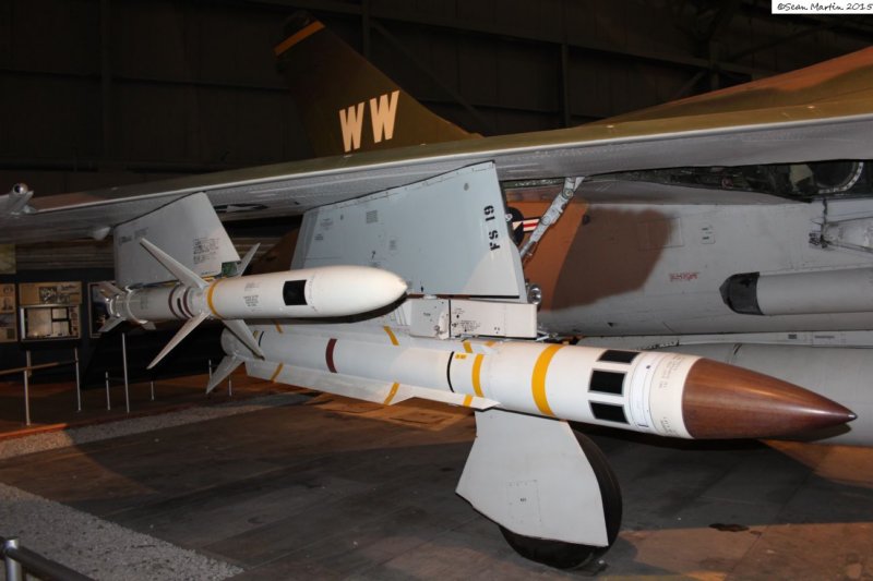 f105g6383204.jpg