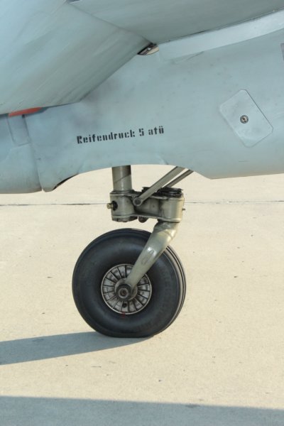 fw190n447fw14.jpg