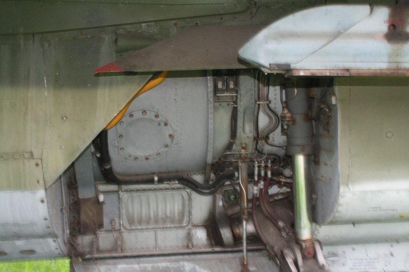 mig231203.jpg