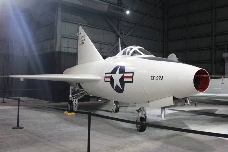 xf92466824.jpg