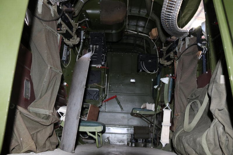 b25n1943j.jpg