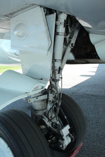 b737cgicn17.jpg
