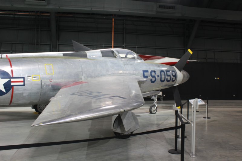 xf84h51170594.jpg