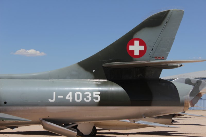 hawekrhunterj40353.jpg