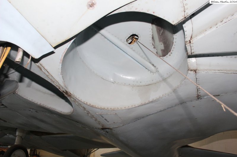 i16n1693p9.jpg