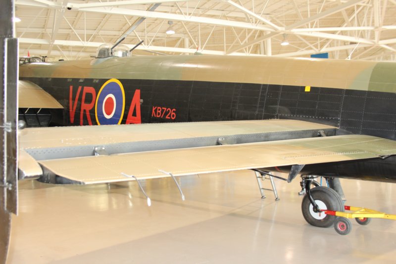 lancastermkxcgvra27.jpg