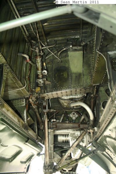 pv2n7265c11.jpg